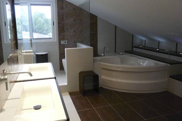 Baño del proyecto de vivienda unifamiliar en L’Eliana de Equipo 2