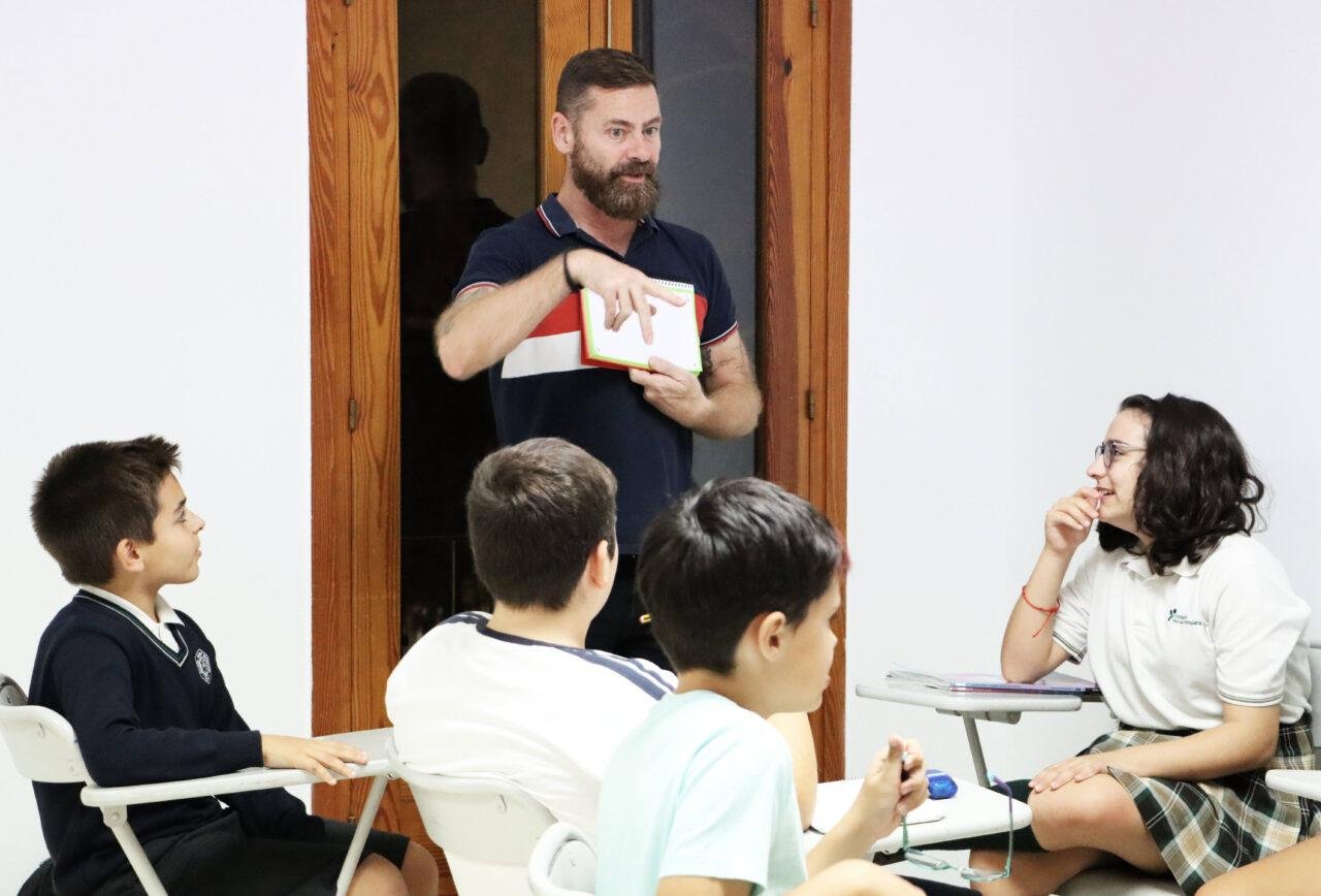 Clase e instalaciones de The School Torrent